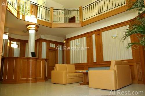 Crystal Hotel 2